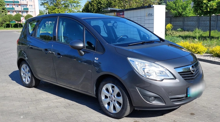 Opel Meriva cena 22900 przebieg: 160790, rok produkcji 2012 z Lublin małe 326